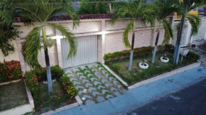 Excelente Casa no Bairro Mundo Novo com piscina